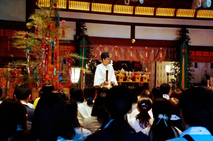 【景點。遊記】東京 神樂坂 神樂坂一日散策 漫步神樂坂 參拜大神宮 七夕祈願 餐廳 美食 風景 推薦 神社