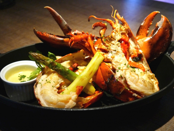 【台北 信義區/捷運市政府站】À Point Steak & Bar 艾朋牛排餐酒館-牛排龍蝦的頂級享受