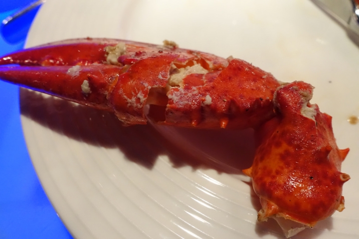 【食記】板橋新埔捷運站。夏慕尼新香榭鐵板燒~兩人也能共點一份吃飽飽 小寶寶也有提供免費餐點
