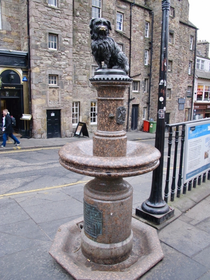 【Edinburgh．走跳】走進One Day電影場景愛丁堡卡爾頓山丘-慢遊舊城區