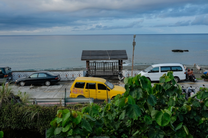 [遊記] 蘭嶼四天三夜 (東清灣 青青草原 祈禱山 拼板舟 日出日落.......)