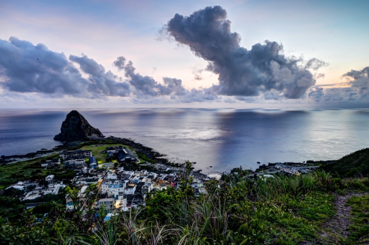 [遊記] 蘭嶼四天三夜 (東清灣 青青草原 祈禱山 拼板舟 日出日落.......)