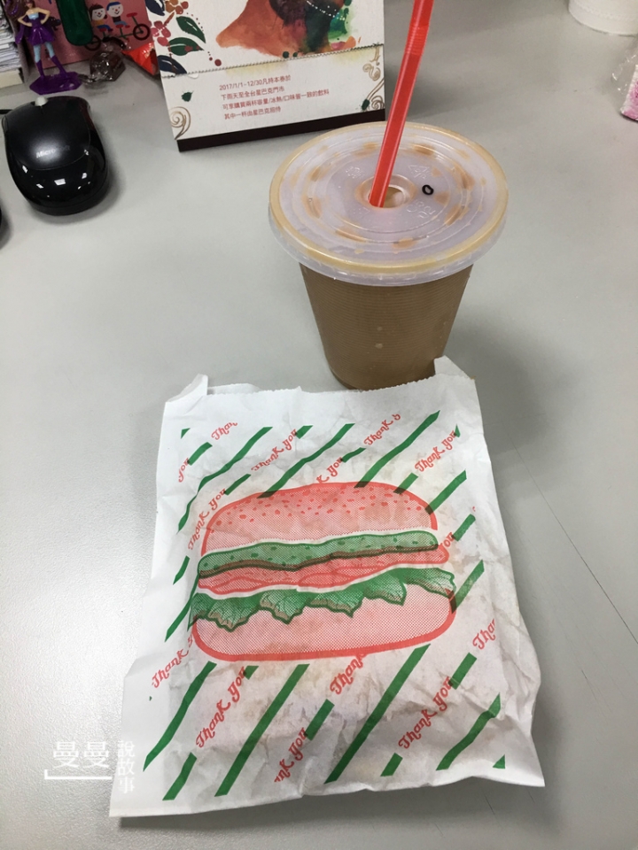 【台北/捷運南京復興站】餐車早餐，逼雞老闆不減我最愛鴛鴦奶茶與培根蛋起司三明治的熱情(2019/07/31老闆已休息，動態請關注臉書打卡標籤公告)