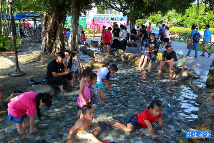 【親子景點】苗栗免費戲水地點,台鹽通宵精鹽場觀光工廠