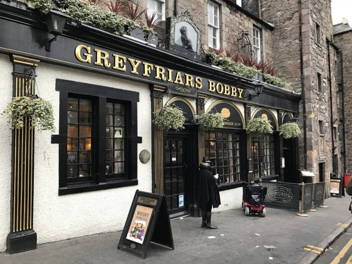 【Edinburgh．走跳】走進One Day電影場景愛丁堡卡爾頓山丘-慢遊舊城區