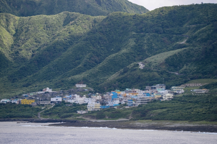 [遊記] 蘭嶼四天三夜 (東清灣 青青草原 祈禱山 拼板舟 日出日落.......)