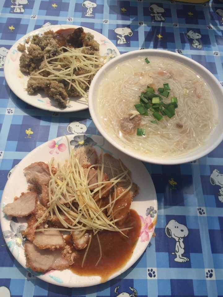 【食記】捷運北門站/大稻埕/迪化街/永樂市場美食。民樂旗魚米粉湯