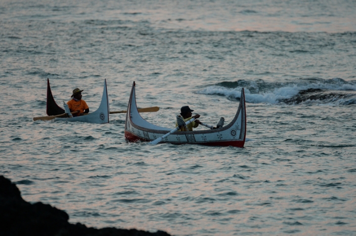 [遊記] 蘭嶼四天三夜 (東清灣 青青草原 祈禱山 拼板舟 日出日落.......)