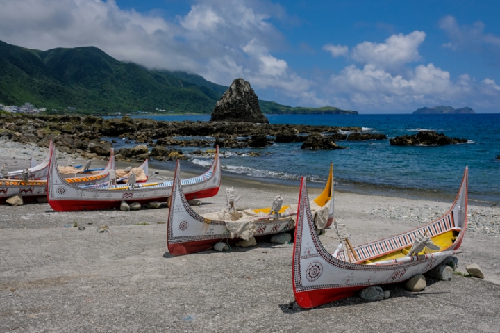 [遊記] 蘭嶼四天三夜 (東清灣 青青草原 祈禱山 拼板舟 日出日落.......)