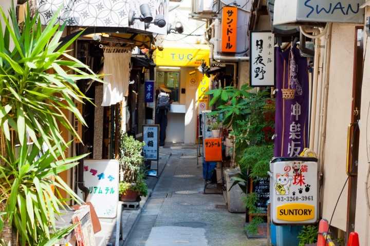 【景點。遊記】東京 神樂坂 神樂坂一日散策 漫步神樂坂 參拜大神宮 七夕祈願 餐廳 美食 風景 推薦 神社