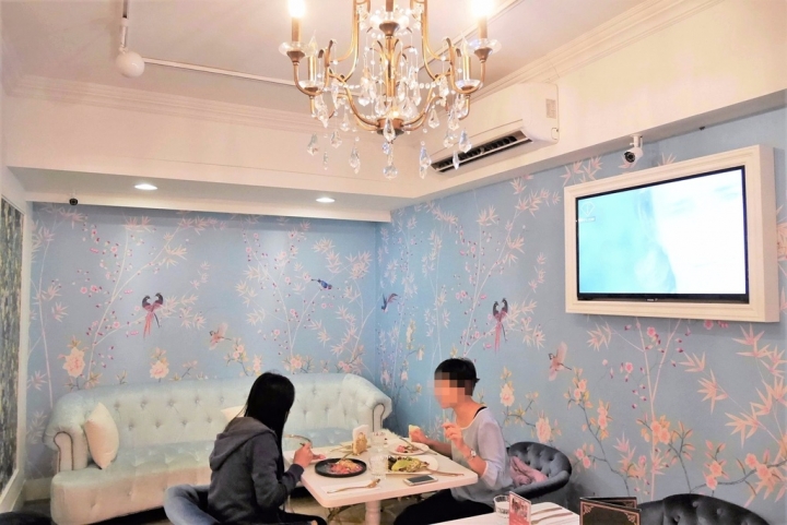 【台北東區 | 餐廳】夢幻粉色系時尚名媛派對餐廳✦VA VA VOOM