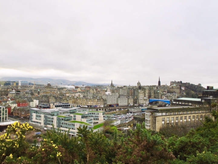 【Edinburgh．走跳】走進One Day電影場景愛丁堡卡爾頓山丘-慢遊舊城區