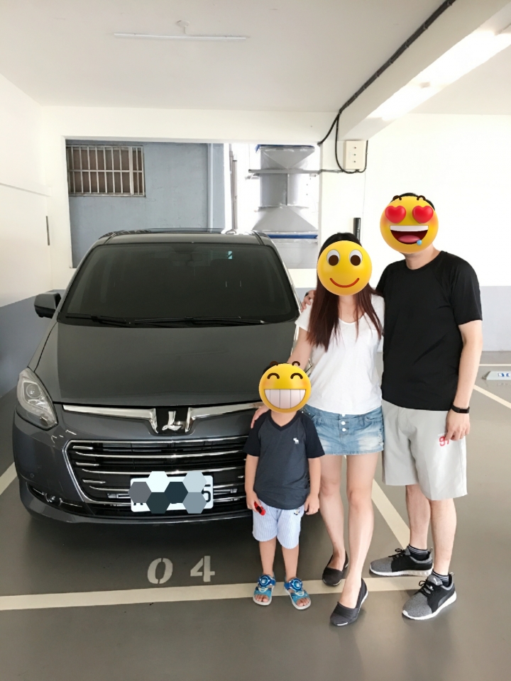 Luxgen M7 eco hyper 圖少開箱