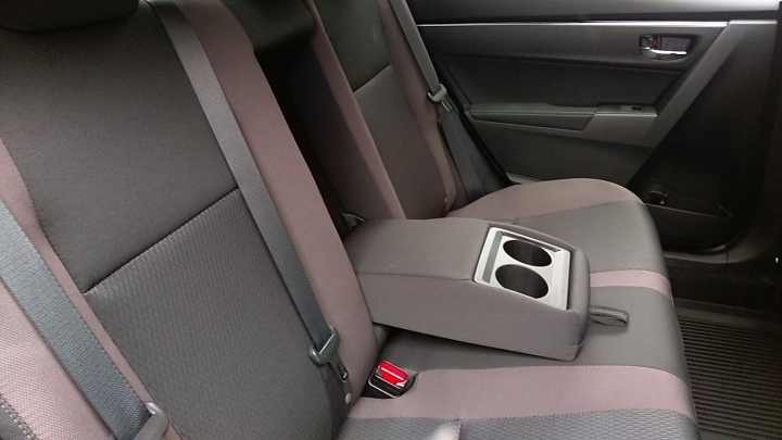 美國買車經驗分享 - 2017 Toyota Corolla LE