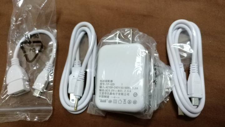 [開箱] 六千元的雙系統二合一筆電平板 台電Tbook10S