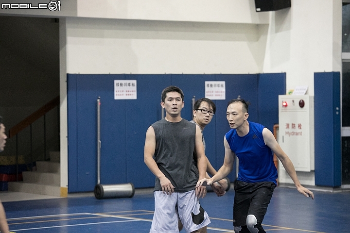 9/5 19:00 下班一起來打球！小惡魔徵球友 一起到內湖室內球場鬥牛！