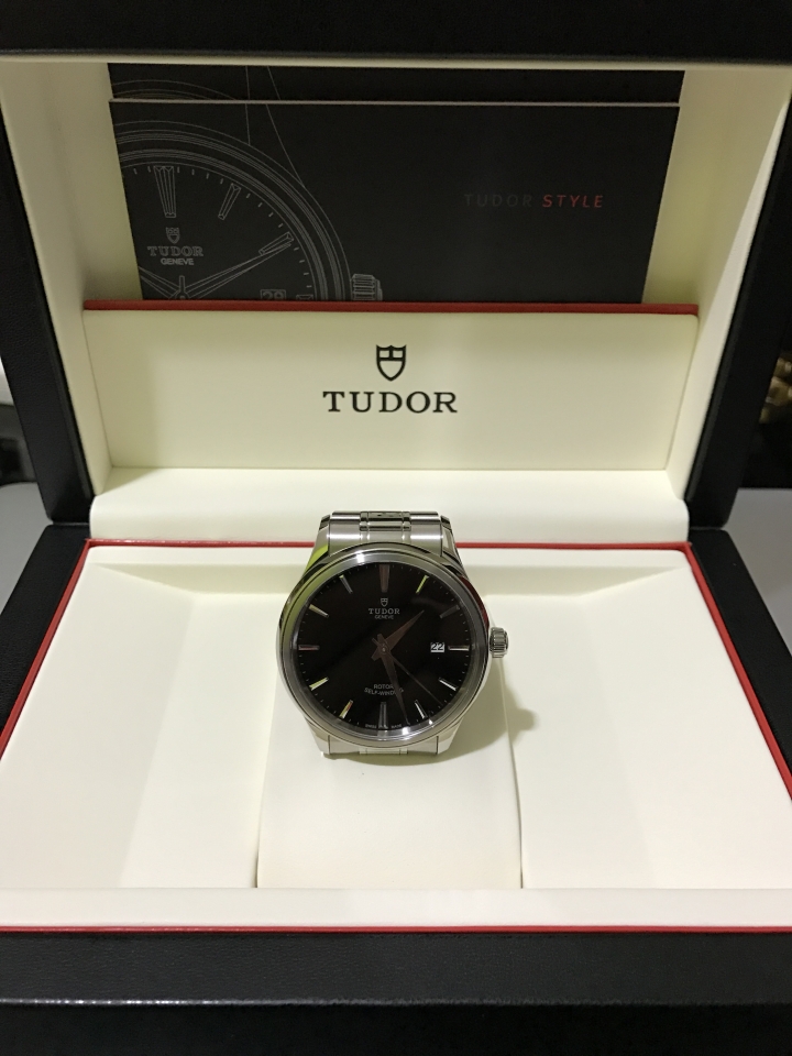 TUDOR STYLE vs TITONI MASTER