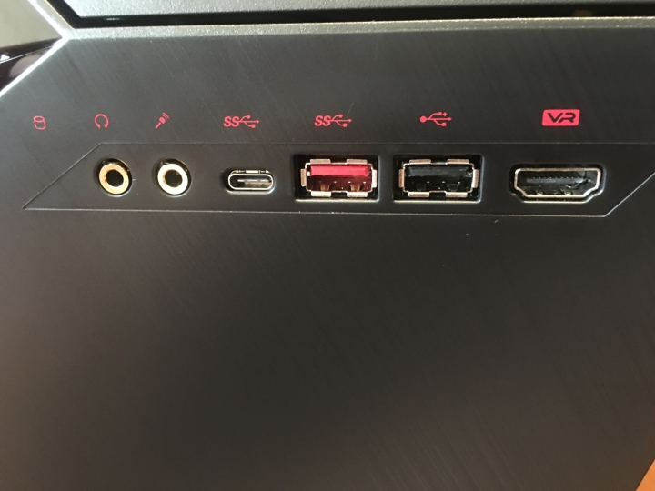 [開箱]MSI INFINITE A 炫光桌機