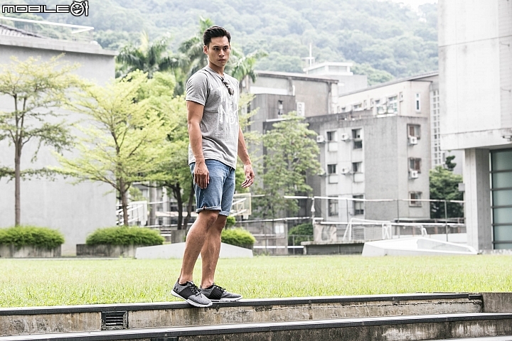 〔開箱實測〕專業時尚兩者兼具‧輕量跑鞋 Under Armour Threadborne Slingwrap