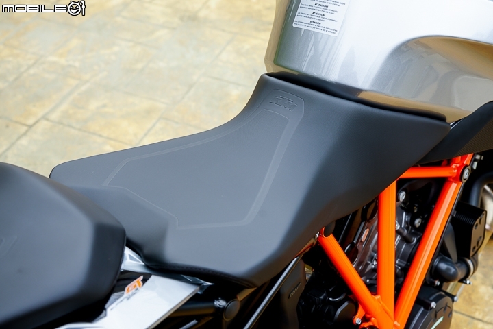 猛獸也能很紳士 KTM 1290 SuperDuke GT 試駕