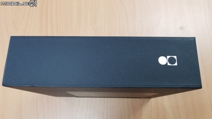 [開箱]Essential Phone 安卓之父Andy Rubin 設計款手機 簡單分享~