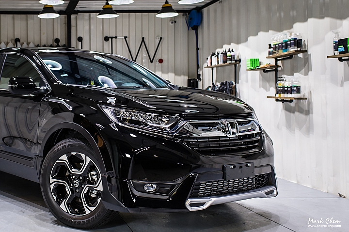 CRV 5 小黑開箱（有圖文字少）更新小黑上大腳