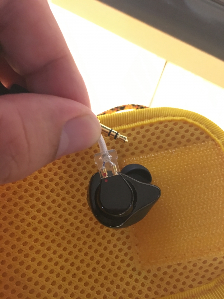 Fitear Universal - 輕鬆聽音樂