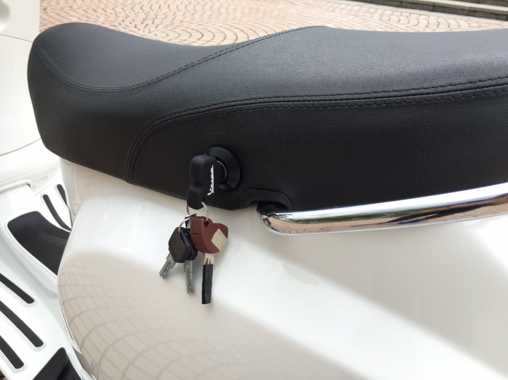 2017最新 VESPA LX i-get引擎版+半專業開箱文
