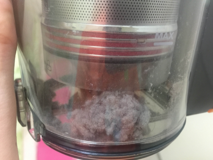 『心得』讓打掃變的超有成就感的《LG CordZero A9無線吸塵器》