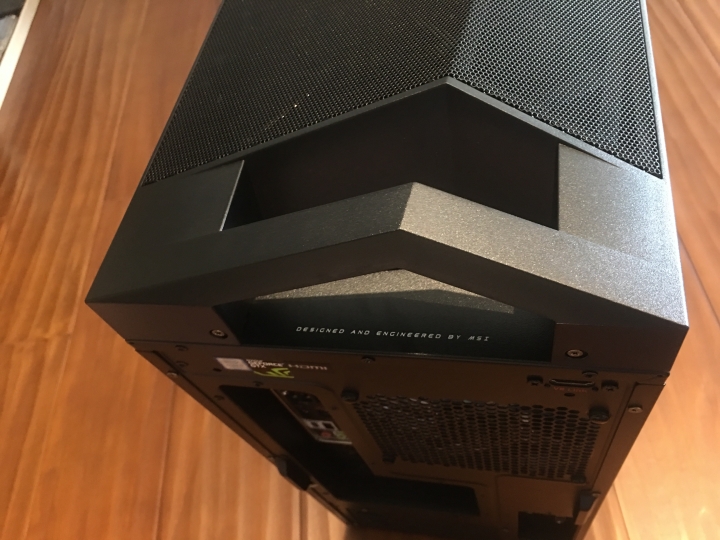 [開箱]MSI INFINITE A 炫光桌機