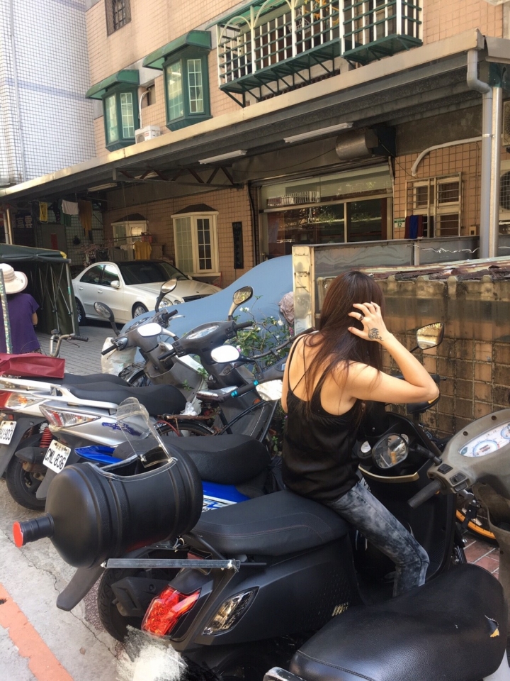 酷妹的MII土炮改裝，不到100元的寵物後座