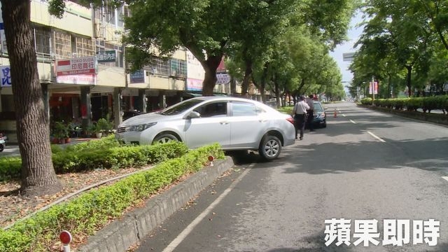 轎車整個騎上去安全島會傷到哪些部位、零件？