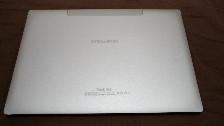 [開箱] 六千元的雙系統二合一筆電平板 台電Tbook10S
