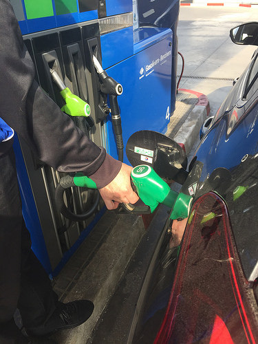 【歐洲自助,西班牙,巴塞隆納近郊】歐洲租車自駕旅程中貴氣的一堂課;我們的車被拖吊啦~~~~再見,200歐元。