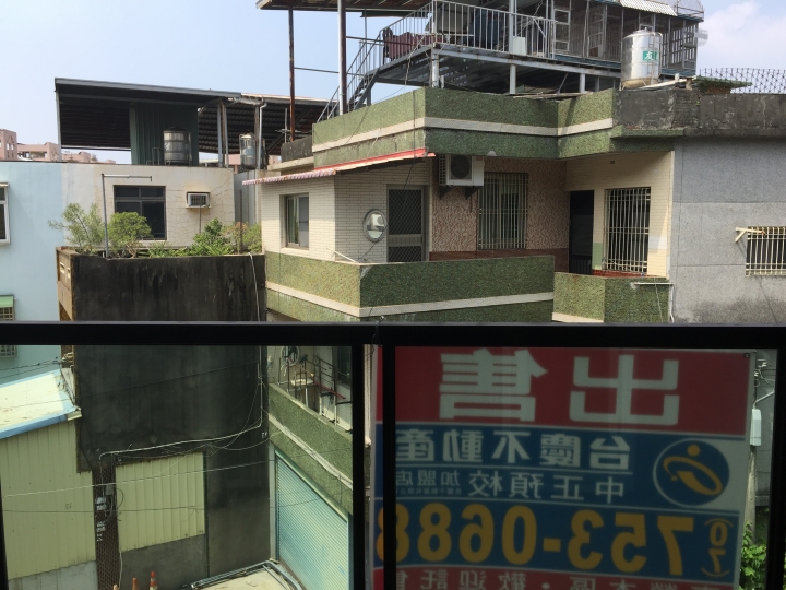 請問這樣有壁刀跟路沖嗎？