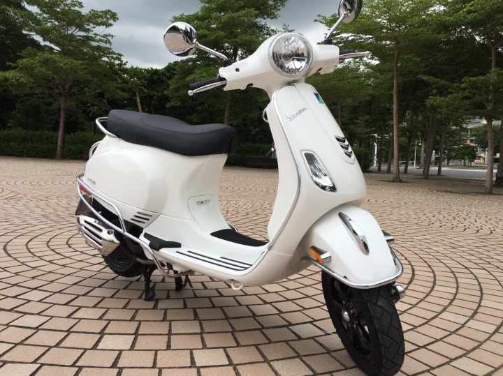 2017最新 VESPA LX i-get引擎版+半專業開箱文