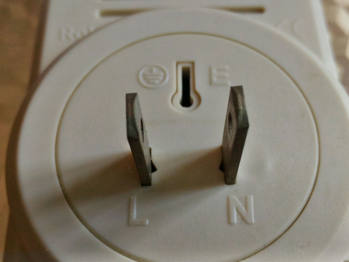 請問測量冷氣電流