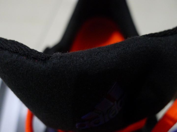 [開箱]愛迪達 adidas adizero Boston Boost 5 慢跑鞋