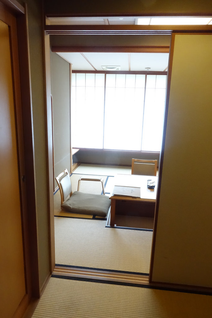 【北投】日勝生加賀屋國際溫泉飯店。園景和式標準套房住宿與早餐心得