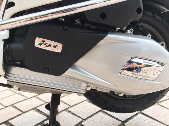 2017最新 VESPA LX i-get引擎版+半專業開箱文