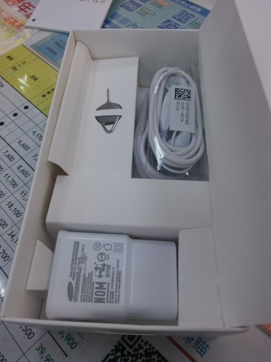 SAMSUNG J7 Prime微開箱（#13有照片）