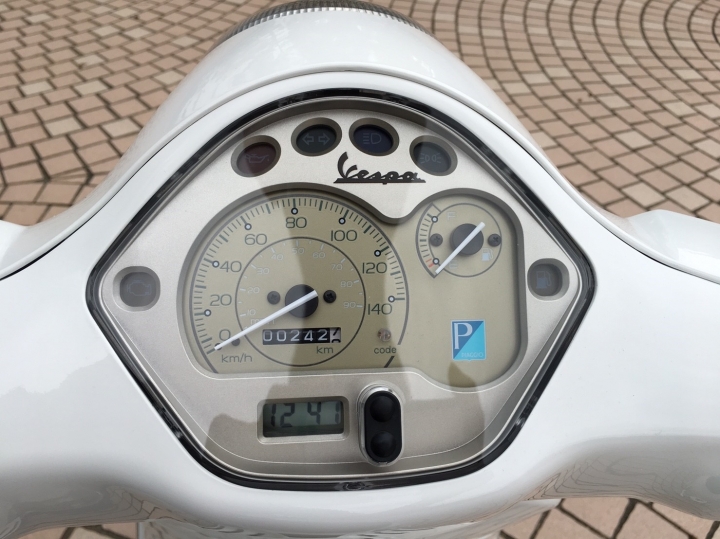 2017最新 VESPA LX i-get引擎版+半專業開箱文