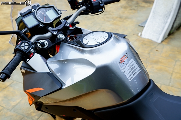 猛獸也能很紳士 KTM 1290 SuperDuke GT 試駕
