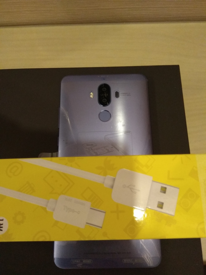 陸版 Mate9 托帕藍手機開箱