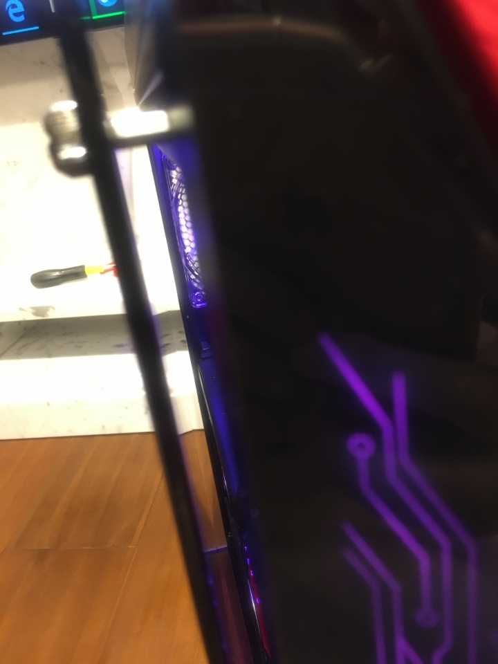 [開箱]MSI INFINITE A 炫光桌機