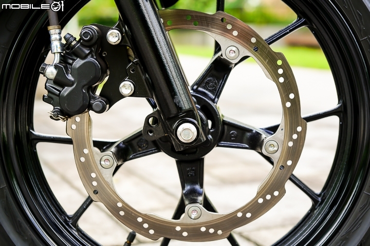 孿生兄弟不同調 SUZUKI GSX-S150 試駕