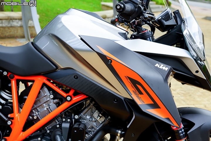 猛獸也能很紳士 KTM 1290 SuperDuke GT 試駕