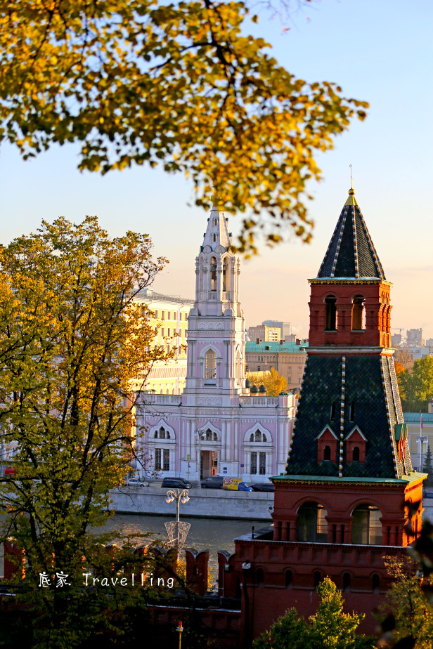 讓我們來一份「莫斯科」的楓葉吧！ – Here, I am travelling
