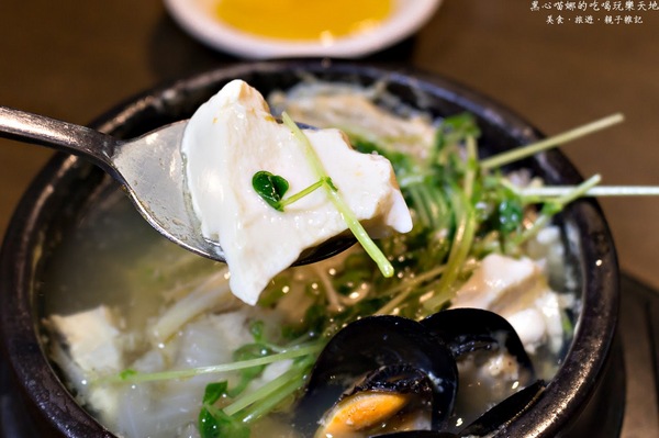 (邀稿)高雄前鎮︱玉豆腐韓國豆腐煲專門店(高雄夢時代店)