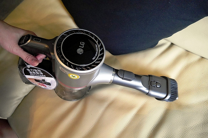 《吸力很犀利》LG CordZero A9無線吸塵器體驗心得分享《又可換電池》